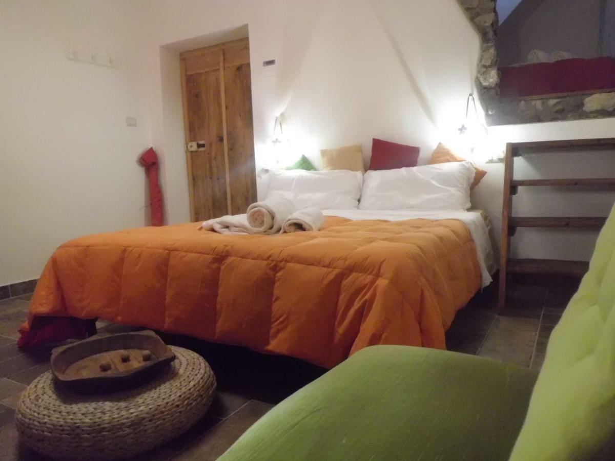 Agriturismo Su'E Lentu Bosa Exterior foto